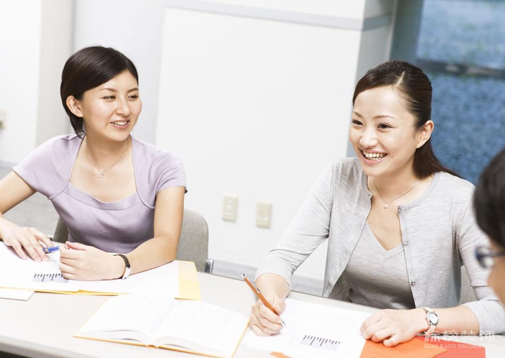 如何預(yù)算辦公室裝修成本？